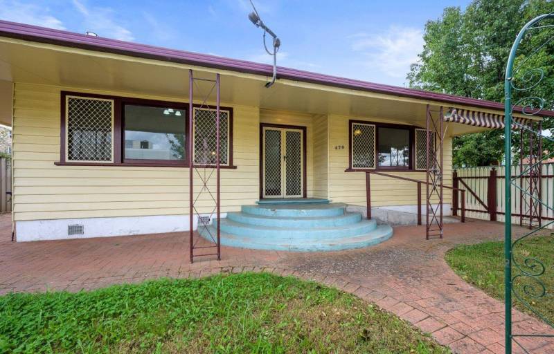 470 Breen St, Lavington, NSW 2641