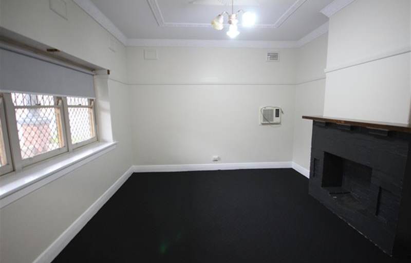 393 North St, Albury, NSW 2640