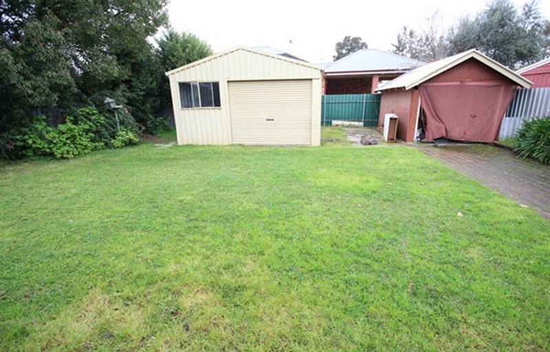 393 North St, Albury, NSW 2640