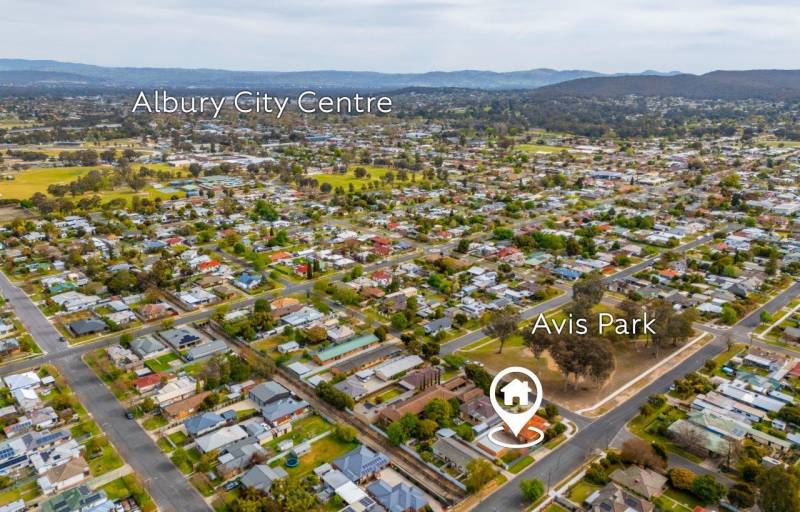 1068 Caratel St, North Albury, NSW 2640